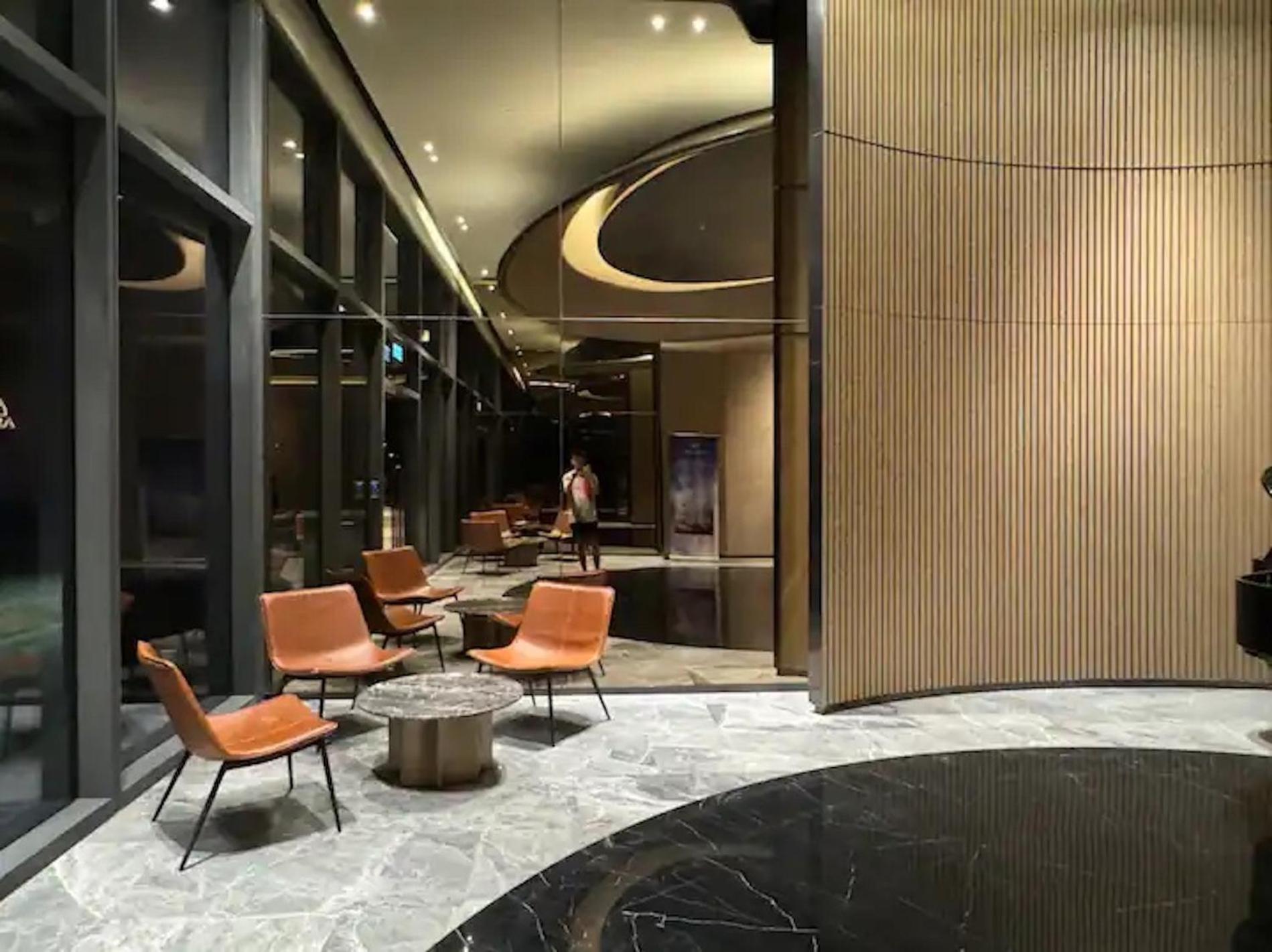 The Opera Apartment Cental Saigon Free Pool-Gym-Sauna Room- Golf Mini Cidade de Ho Chi Minh Exterior foto